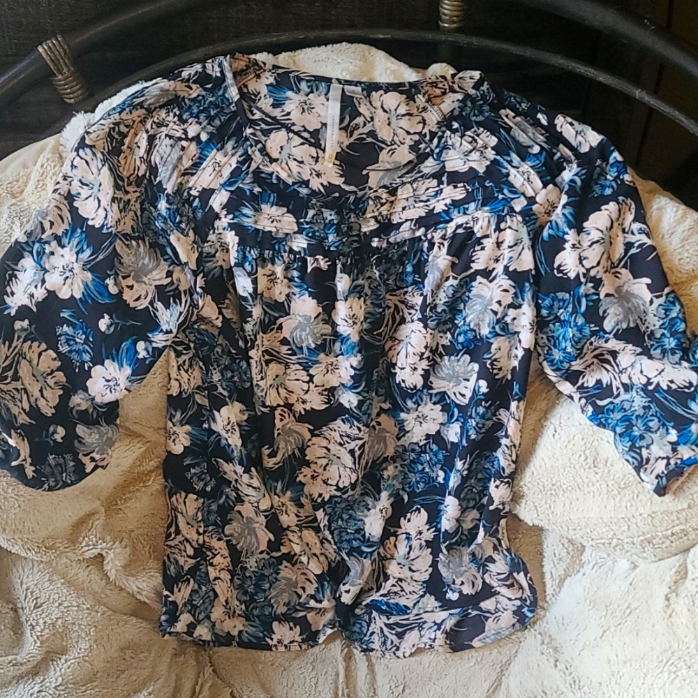 LC Lauren Conrad floral blouse